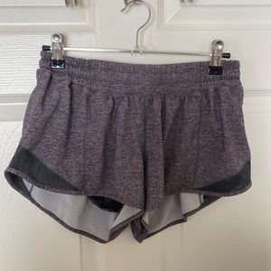 Lululemon hotty hot short 2.5